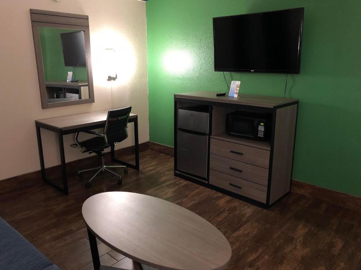 Travelers Inn And Suites Wharton Zewnętrze zdjęcie